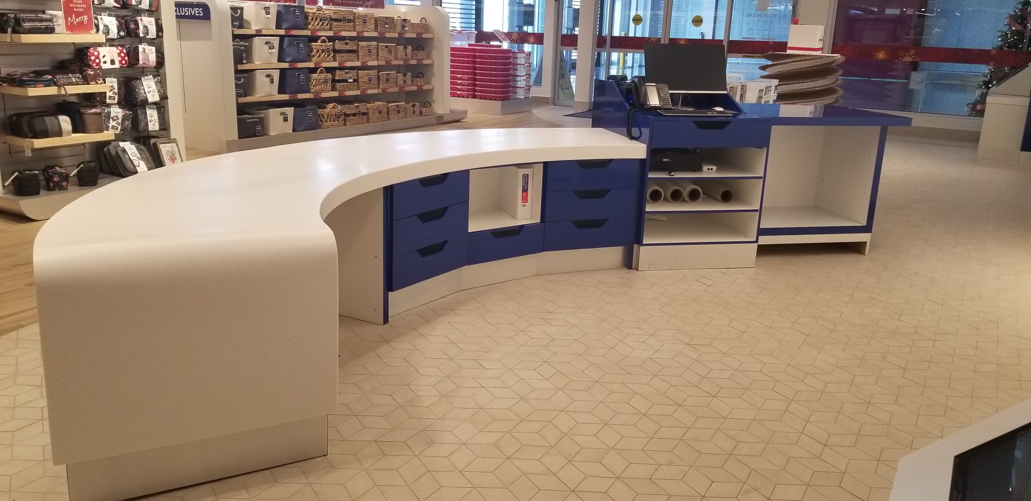 Dymon Checkout Counter