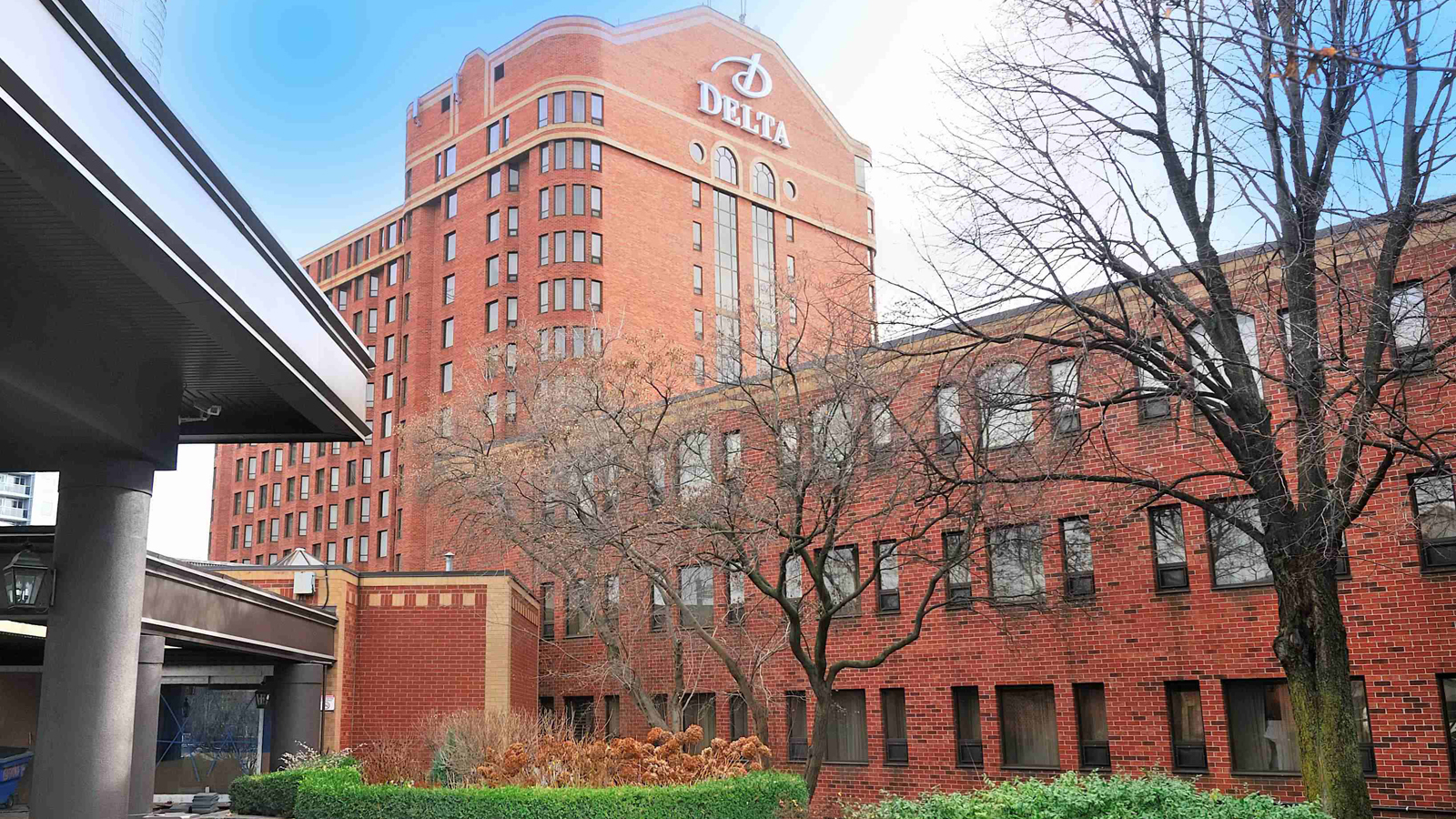 Delta Toronto Exterior