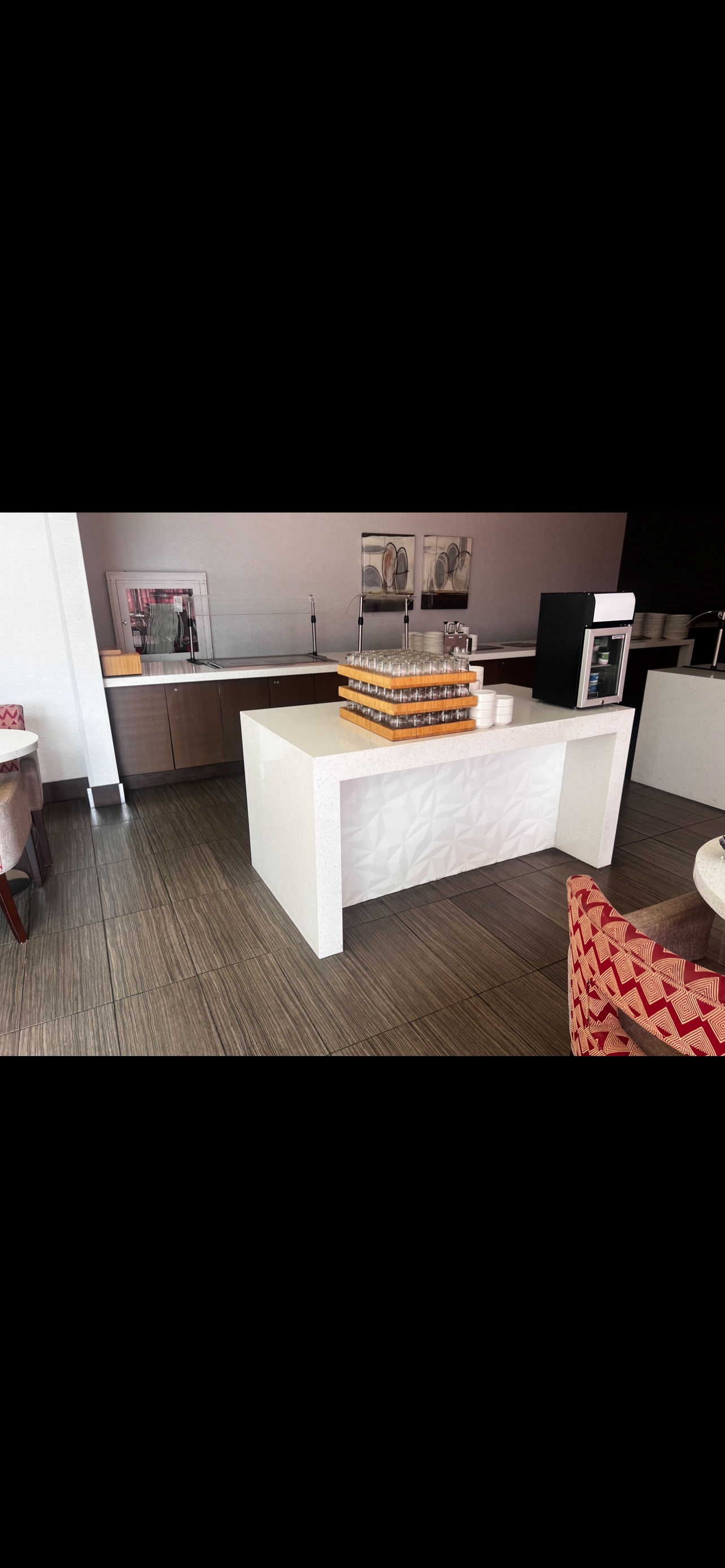 Hotel Breakfast Island