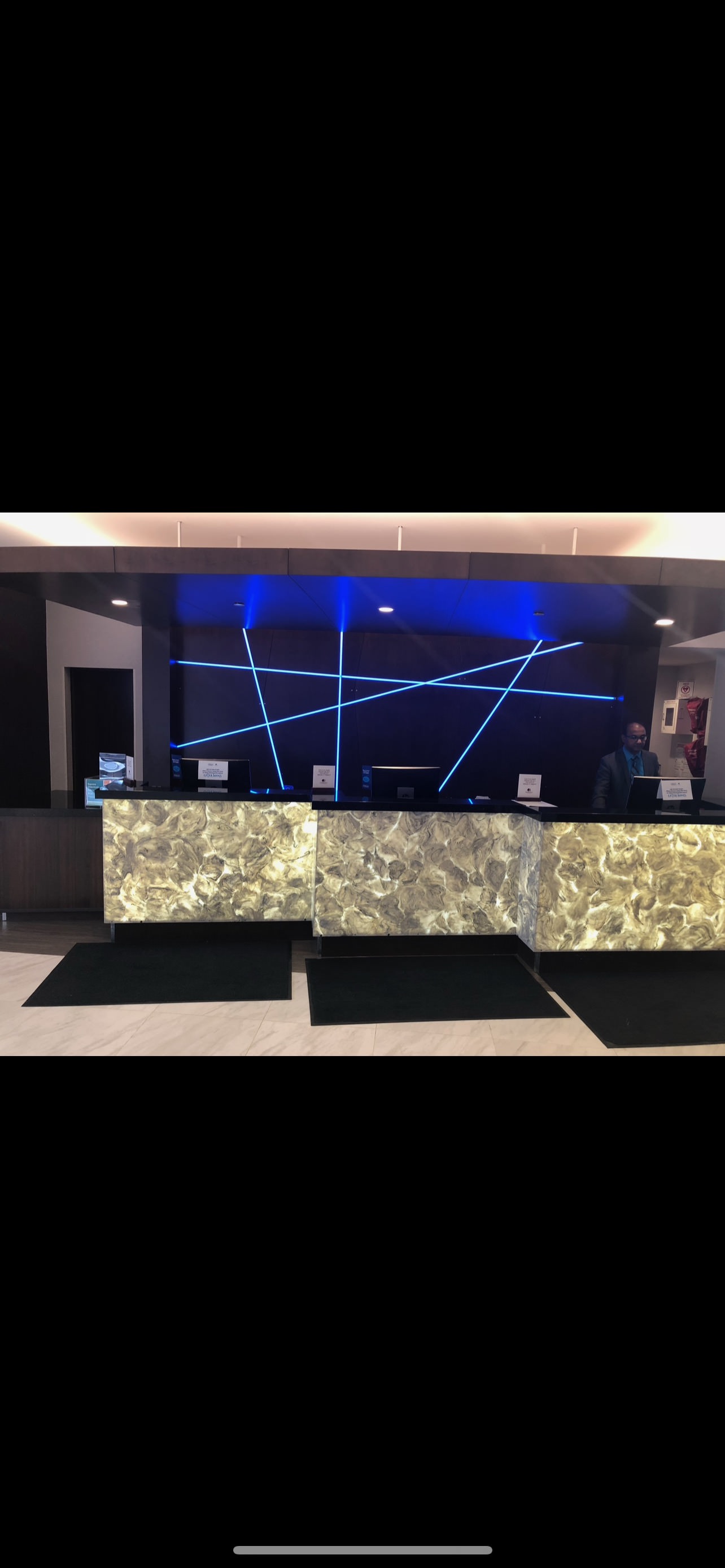 Hotel Reception Onyx Detail