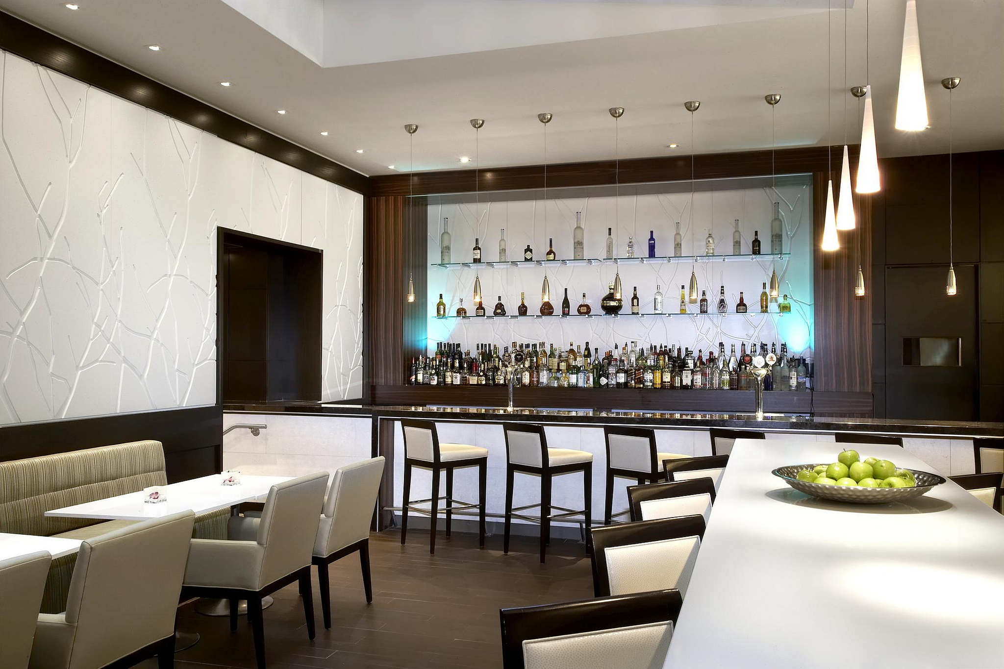 Westin Prince Bar Lounge