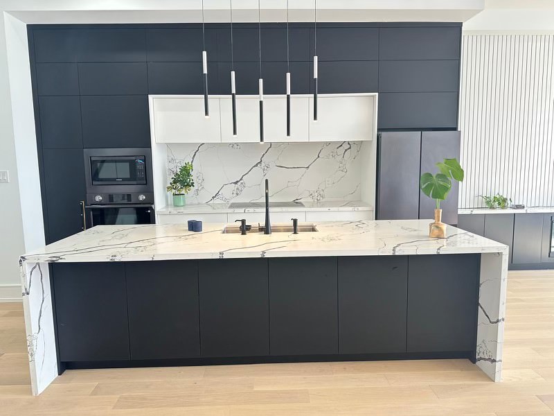 Modern Black Kitchen